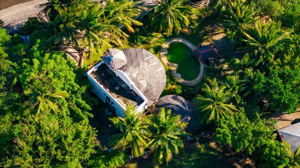 Où séjourner pour un accès facile aux festivals locaux ?