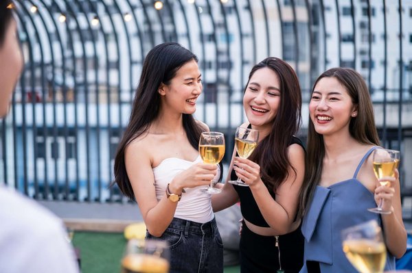 Âge légal de consommation d'alcool en France : les principaux points à retenir